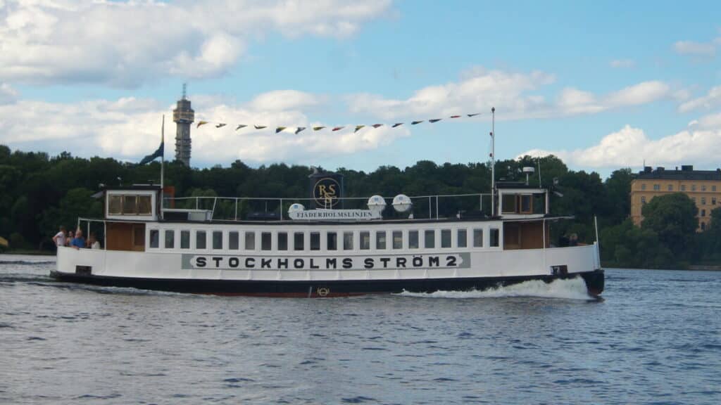 Met de boot naar Fjäderholmarna