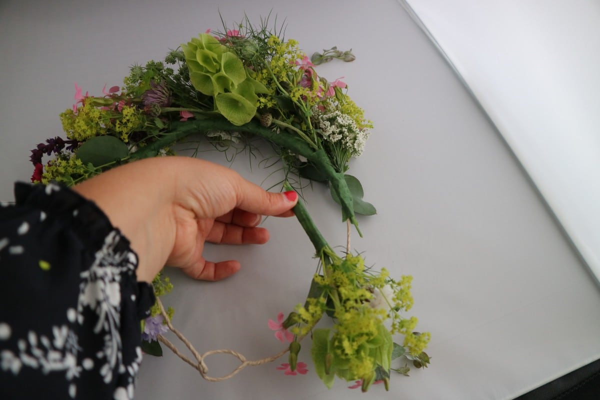 Creating a flower crown tutorial