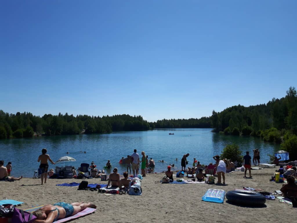 Druk bij Den blå lagunen