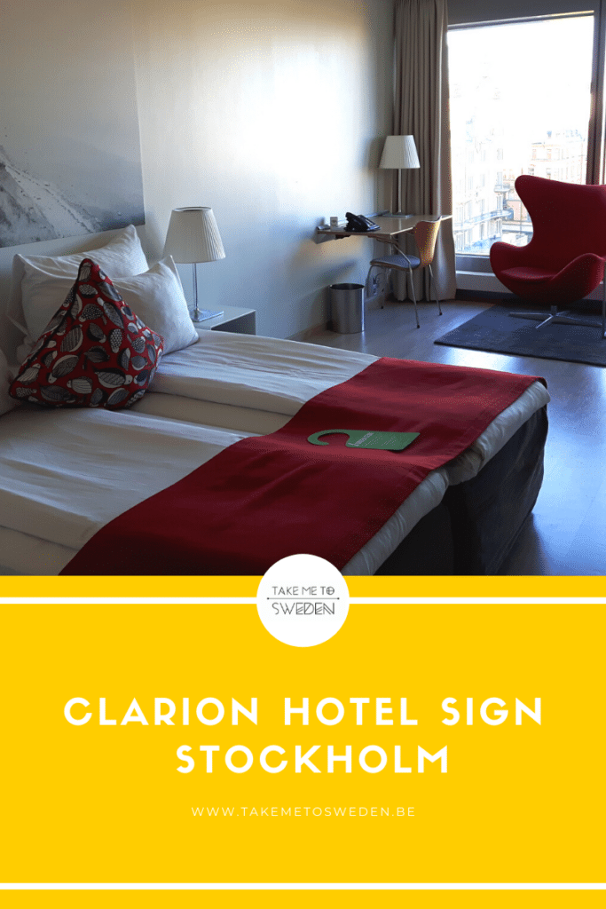Deze afbeelding heeft een leeg alt-attribuut; de bestandsnaam is Clarion-Hotel-Sign-683x1024.png