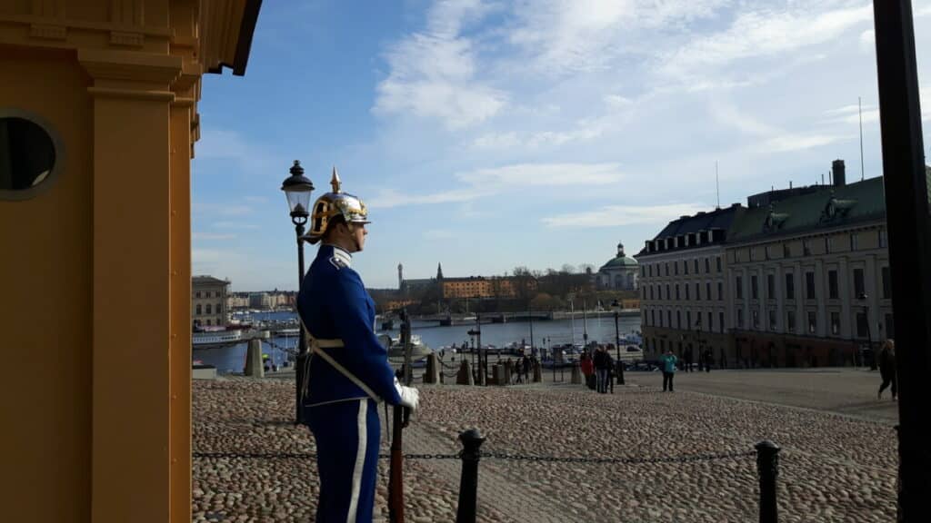 Deze afbeelding heeft een leeg alt-attribuut; de bestandsnaam is Koninklijk-Paleis-Stockholm-5-1024x576.jpg