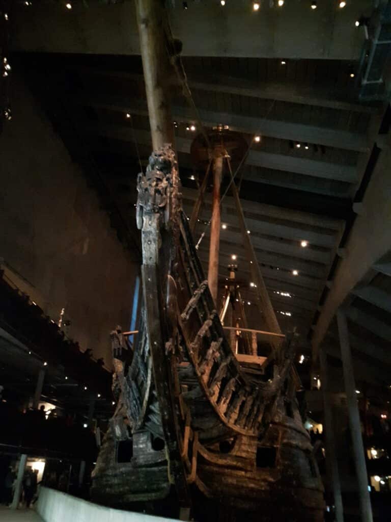 Deze afbeelding heeft een leeg alt-attribuut; de bestandsnaam is Vasamuseum-Stockholm-2-768x1024.jpg