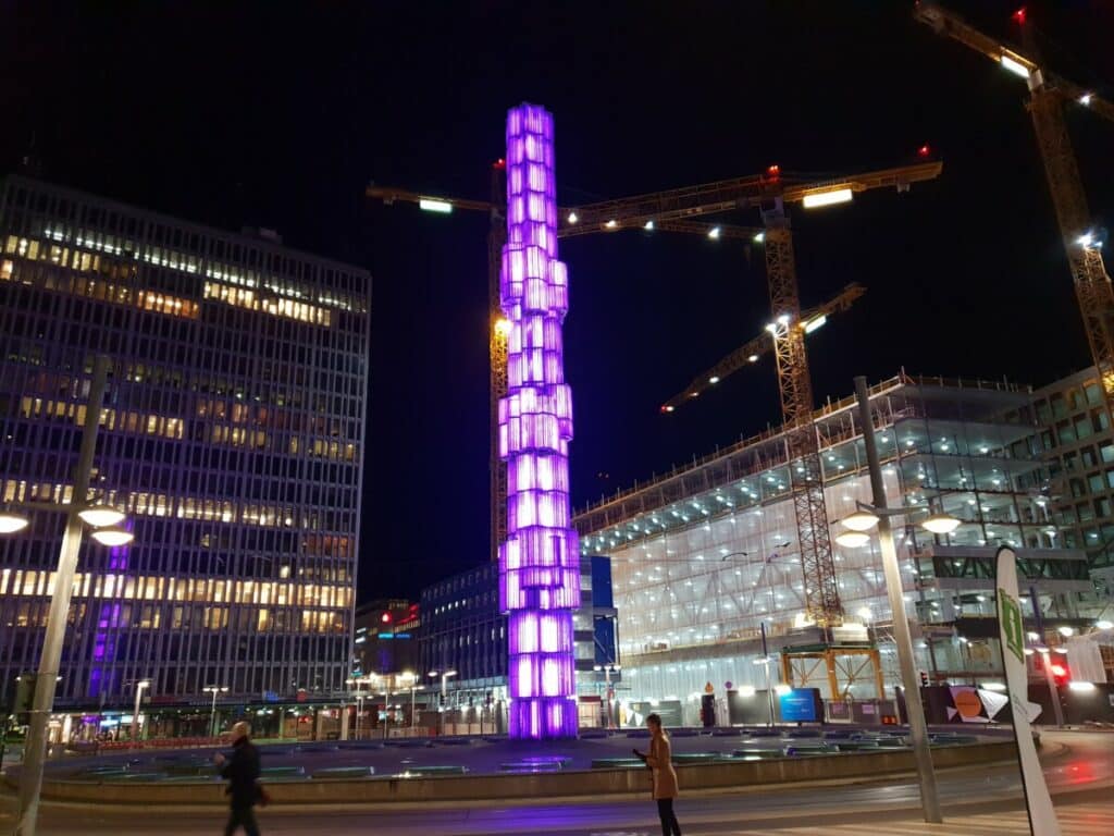 Sergels Torg paars